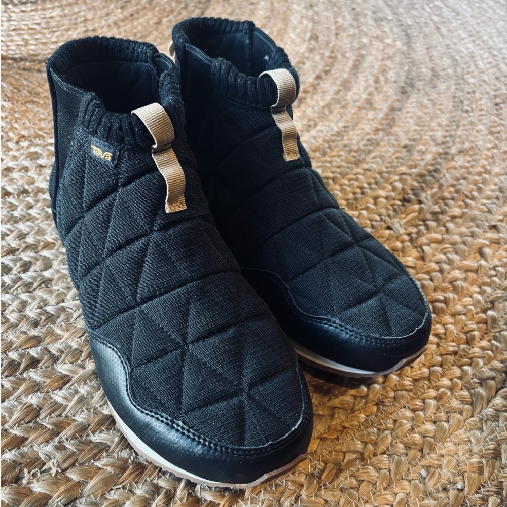 Teva Black Quilted Slip-On Ankle Booties with Tan Pull Tabs